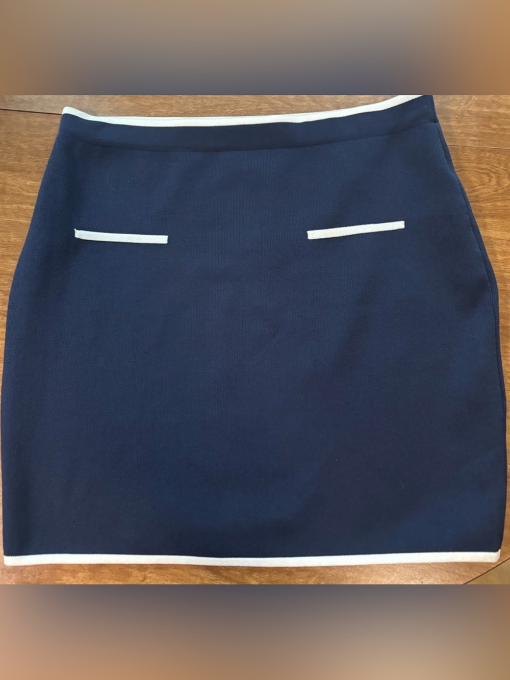 Sincerely Jules blue stretch mini skirt with white contrast trim details